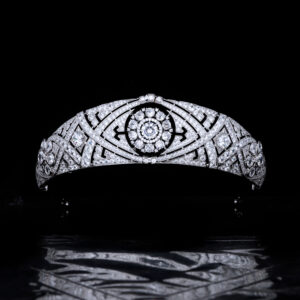 Elegant Vintage Royal Cubic Zirconia Crown Meghan Markle Wedding Style Bridal Tiara